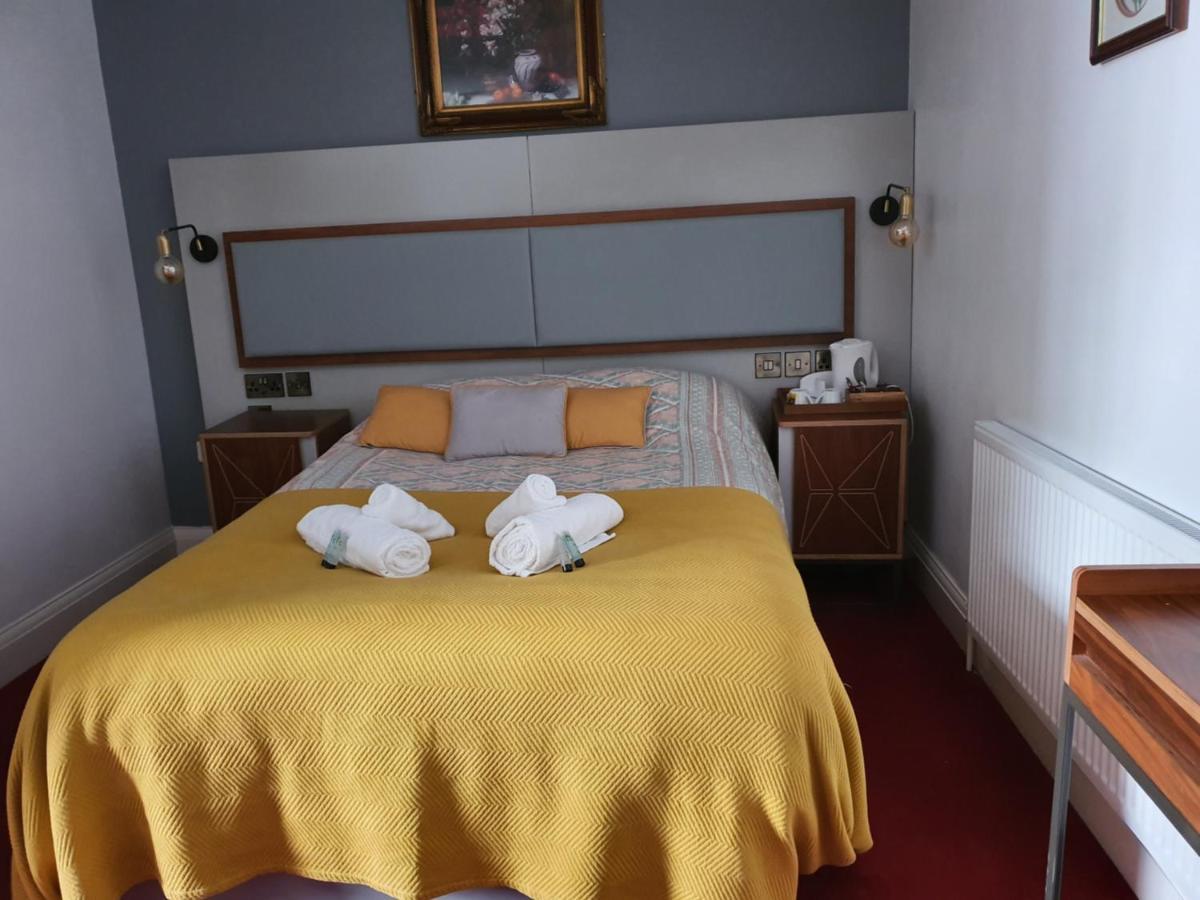 The Royal Oak Hotel Chapel en le Frith Ngoại thất bức ảnh