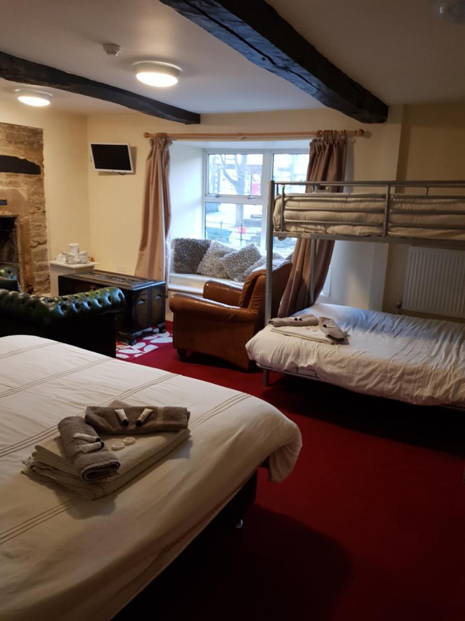 The Royal Oak Hotel Chapel en le Frith Ngoại thất bức ảnh